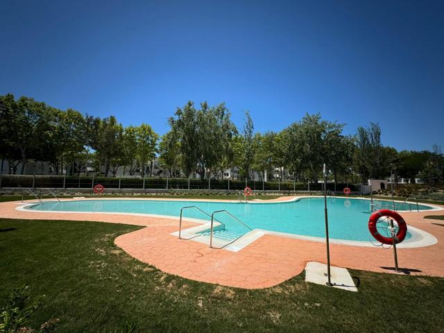 Viviena a estrenar en Urbanizacion Jardines de Majadales photo 0