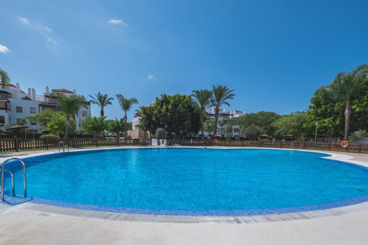 Exclusivo duplex-ático en Urbanización Ansares - Costa Ballena photo 0