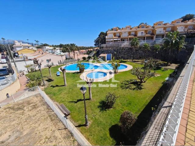 Chalet adosado en venta en L'Alfàs del Pi photo 0