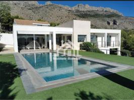 Venta de chalet unifamiliar en Altea photo 0