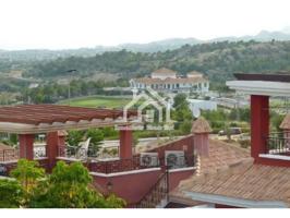 Chalet adosado en venta en Finestrat photo 0