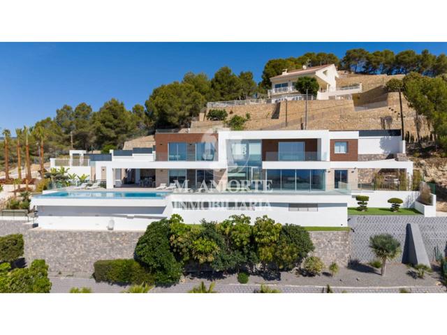 Impresionante villa con vistas panorámicas al Peñón de Ifach y el Mar mediterráneo photo 0