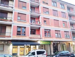 Local en venta en Gernika-Lumo photo 0