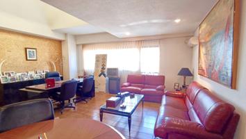 Local photo 0