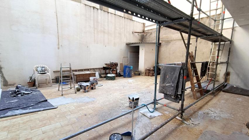 Planta baja con patio y parking en Vila-real centro photo 0