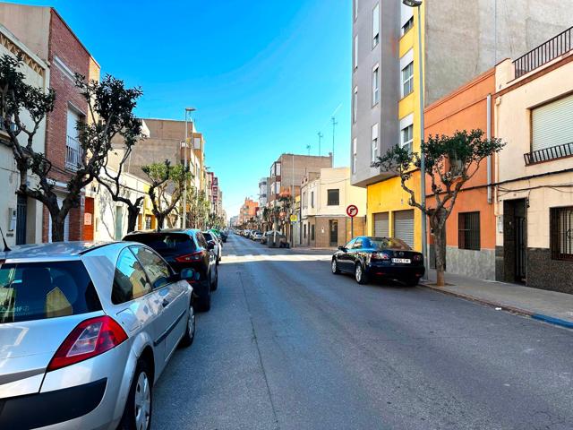 Se alquila local 165m² en Vila-real, ideal negocio. photo 0