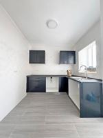 Piso reformado de 4 habitaciones, ideal para vivir o invertir photo 0