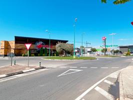 Local comercial en venta 3500 m² con parking en Vila-real photo 0