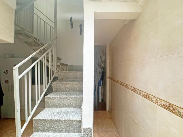 Casa en Vila-real de 4 habitaciones y 2 baños con trastero photo 0