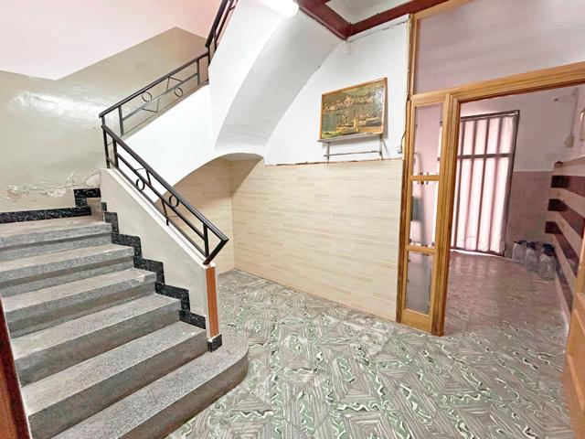 Casa en Vila-real de 136 m² con cocina renovada photo 0