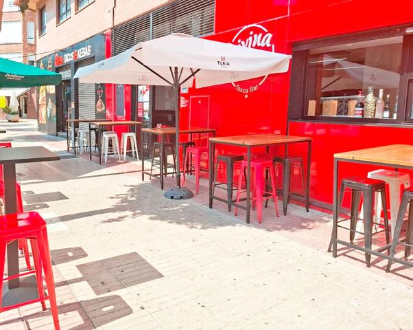 Local en alquiler con traspaso y licencia en zona comercial de Vila-real photo 0