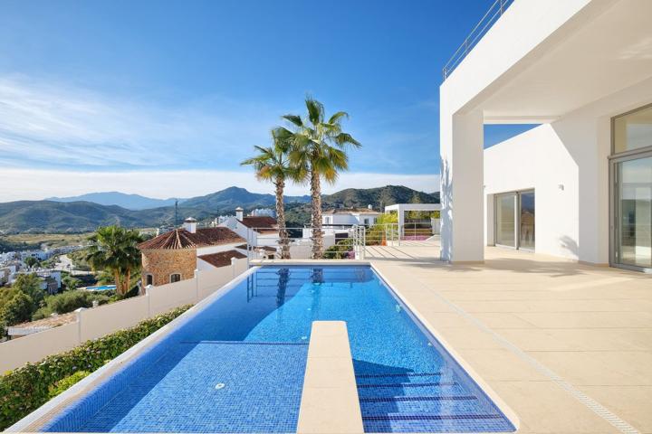Villa En venta en Benahavís photo 0