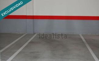 Conjunto de 6 plazas de aparcamiento y 6 trasteros. photo 0