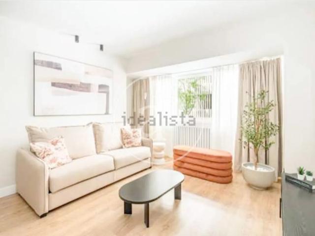 Piso En venta en Barcelona photo 0