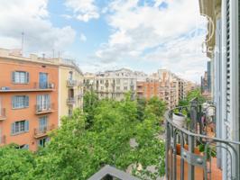 Piso En venta en Barcelona photo 0