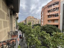 Piso En venta en Barcelona photo 0