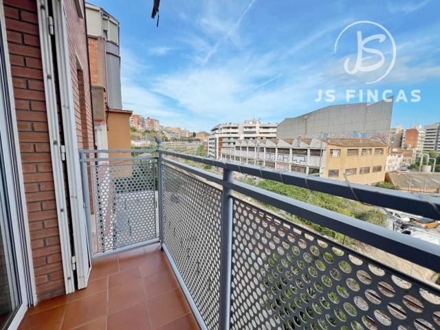 Dúplex En venta en L'Hospitalet De Llobregat photo 0