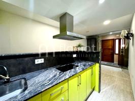 Local en venta en Blanes photo 0