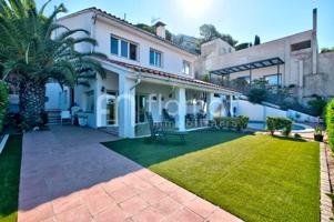 Casa en venta en Blanes photo 0