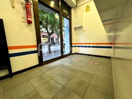 Local en venta en Barcelona photo 0