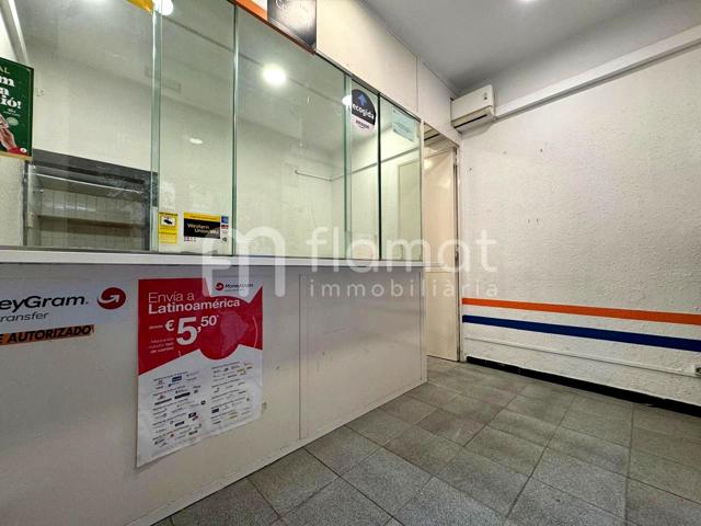 Local en venta en Barcelona photo 0
