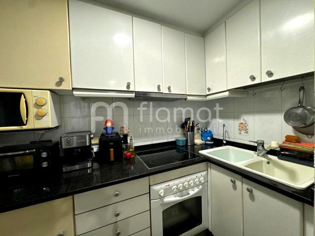 Bajo en venta en Blanes photo 0