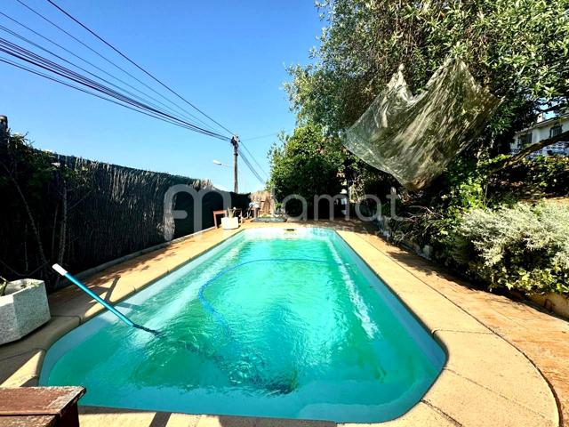 Casa en venta en Blanes photo 0