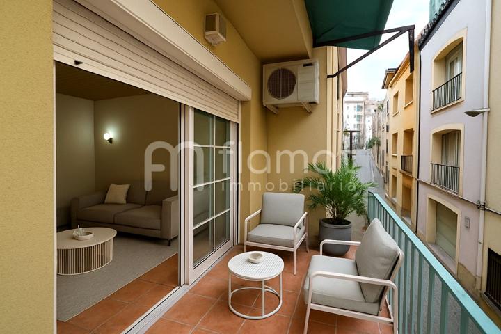 Piso en venta en el centro de Blanes photo 0