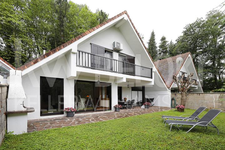 EXCLUSIVA VILLA DE 290 M2, photo 0