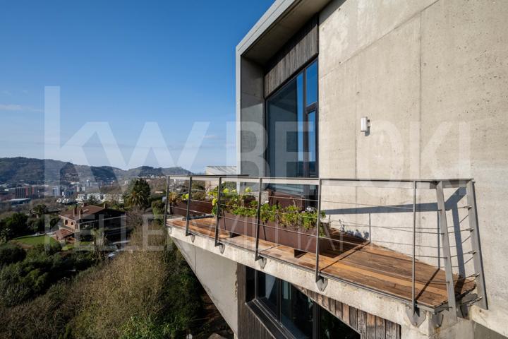 Casa En venta en Oriamendi, Donostia-San Sebastián photo 0