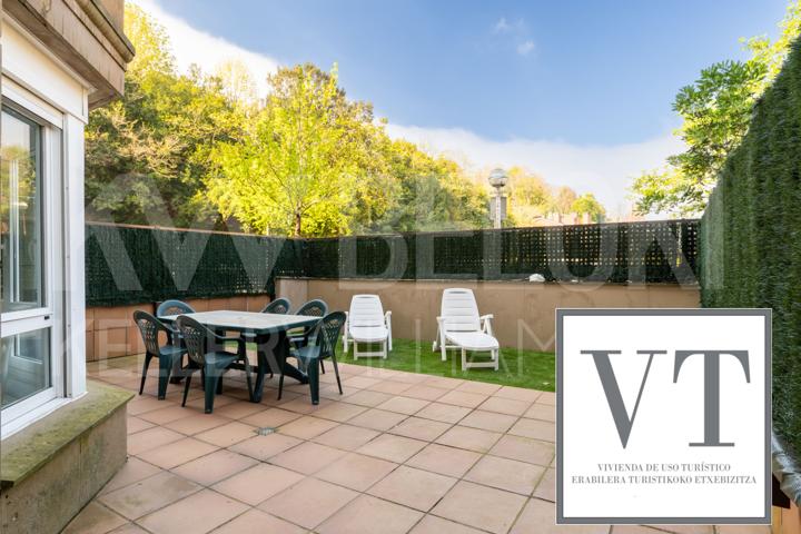 Piso En venta en Pamplona, Donostia-San Sebastián photo 0