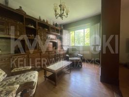 Piso En venta en Juan Carlos Guerra, Donostia-San Sebastián photo 0