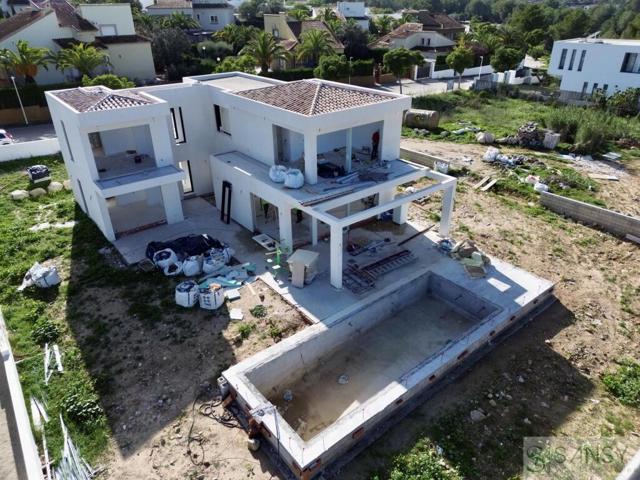 Casa-Chalet en Venta en Alicante Alicante photo 0