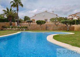 Edificio singular en Venta en Benitachell Alicante photo 0