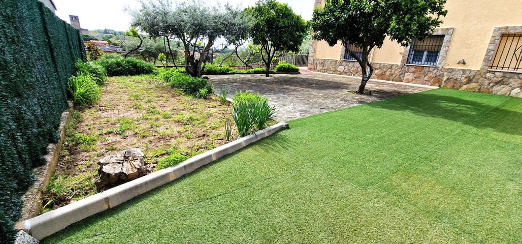 Villa En venta en Jarandilla de la Vera photo 0