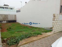 ¡Terreno en venta en Calle Entrín Bajo, Almendralejo! photo 0