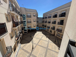 PISO TOTALMENTE REFORMADO EN PLENO CENTRO CON SOLO 10 AÑOS DE ANTIGUEDAD photo 0