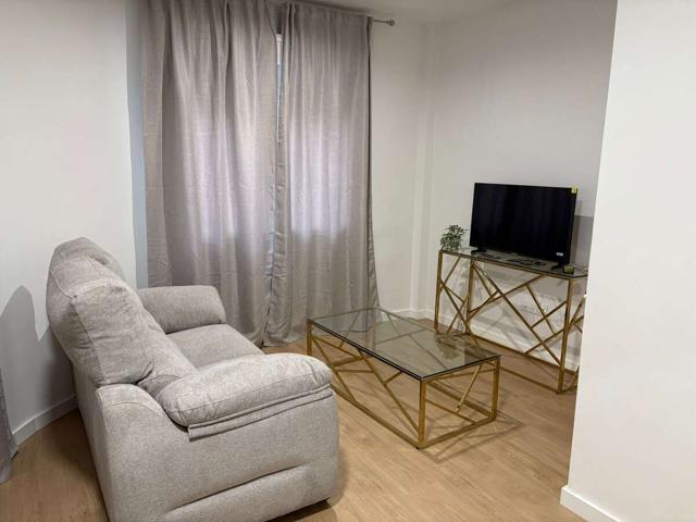 🏡 ALQUILER EN EL CENTRO DE ALMENDRALEJO – IDEAL PARA PAREJA photo 0