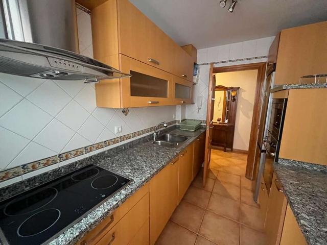 🏡 PISO AMPLIO Y AMUEBLADO CON PATIO photo 0