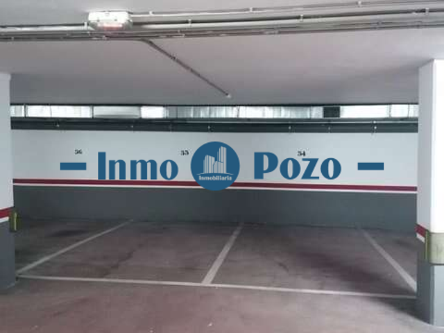 🚗 ¡Maravillosas plazas de garaje en pleno centro de Almendralejo! 🏙️ photo 0