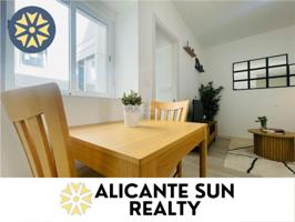 Casa completamente reformada cerca de la universidad en venta! photo 0