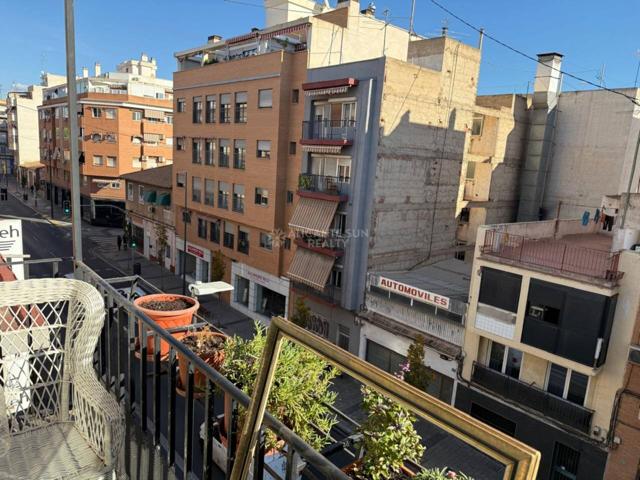 Piso en Calle Maestro Alonso photo 0