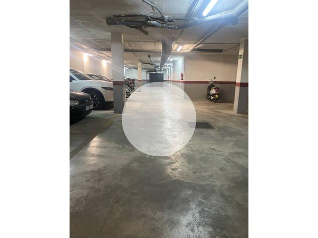 ALQUILO AMPLIA PLAZA DE GARAGE EN EL CERRO DEL AGUILA photo 0