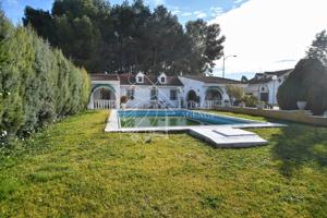 Casa Rústica en venta en Illescas de 492 m2 photo 0