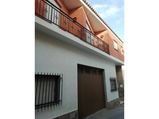 Casa En venta en Adra photo 0