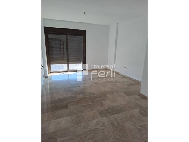Venta de piso en Adra photo 0