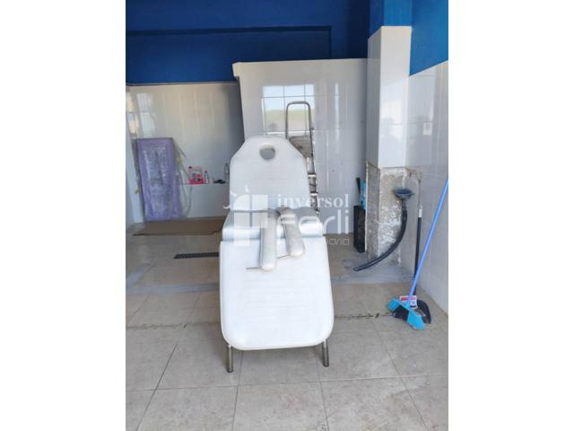 LOCAL COMERCIAL EN VENTA EN BALANEGRA photo 0