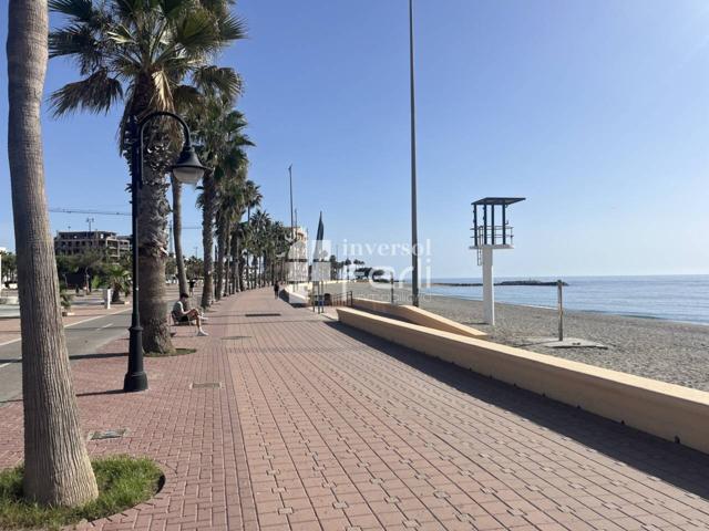 BONITO PIISO A POCOS METROS DEL MAR EN ADRA photo 0