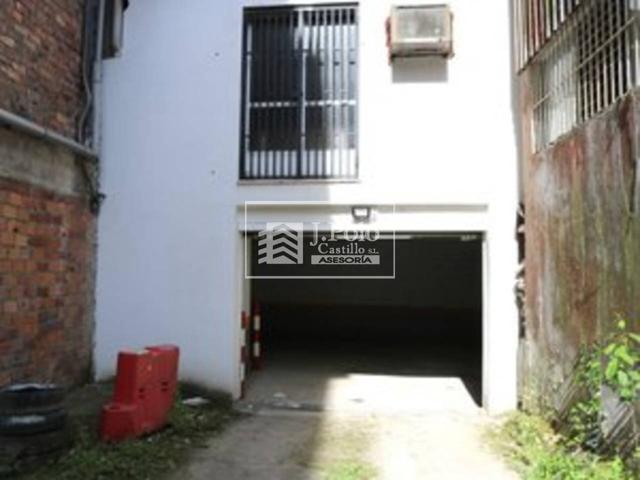 Venta de garaje en Pontevedra Capital photo 0
