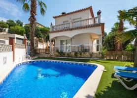 CHALET INDEPENDIENTE EN LLORET DE MAR photo 0
